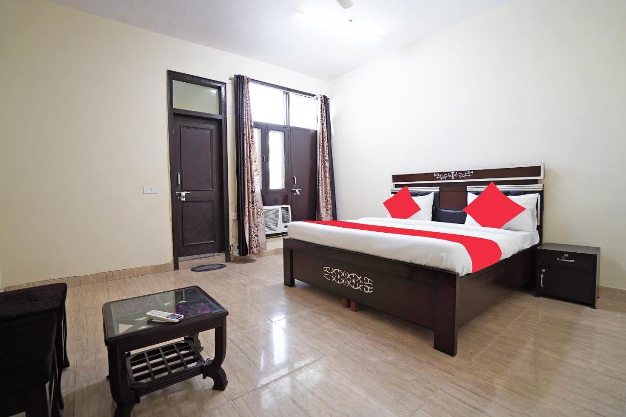 OYO 46744 Hotel Yash Neu-Delhi Exterior foto