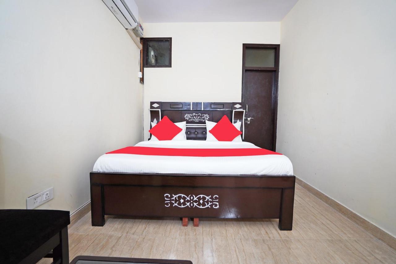 OYO 46744 Hotel Yash Neu-Delhi Exterior foto