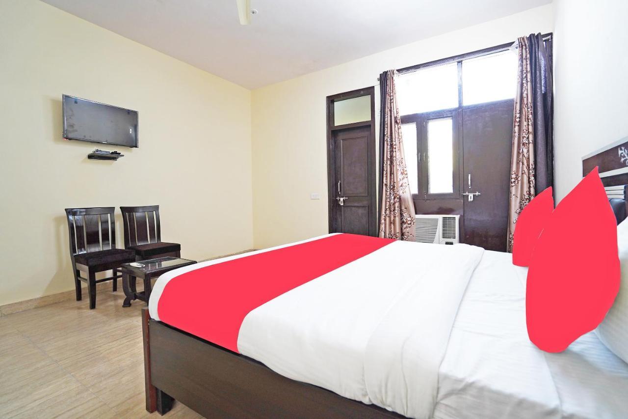 OYO 46744 Hotel Yash Neu-Delhi Exterior foto
