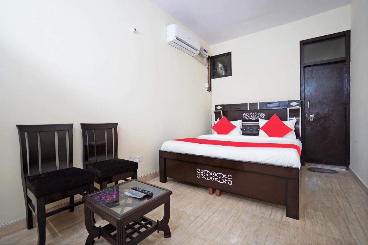OYO 46744 Hotel Yash Neu-Delhi Exterior foto